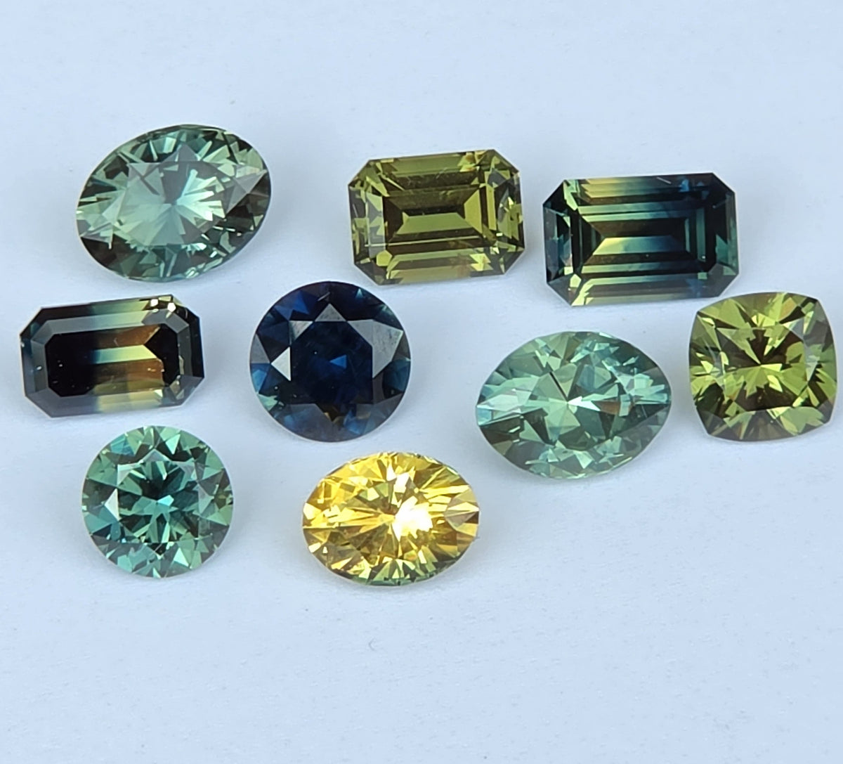 2ct–2.99ct Heirloom Sapphires