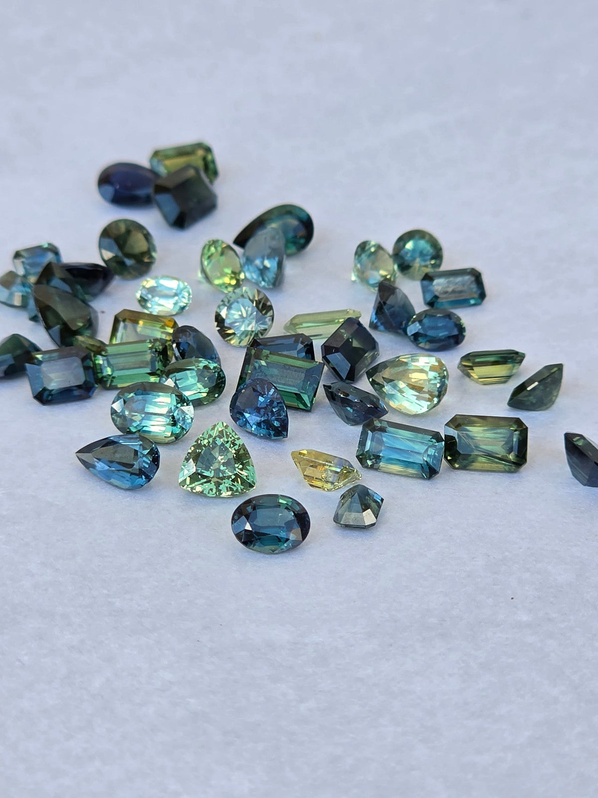 .10ct–.99ct Petite Sapphires