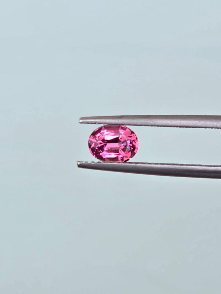 1.10ct Oval Pink Tanzanian Garnet