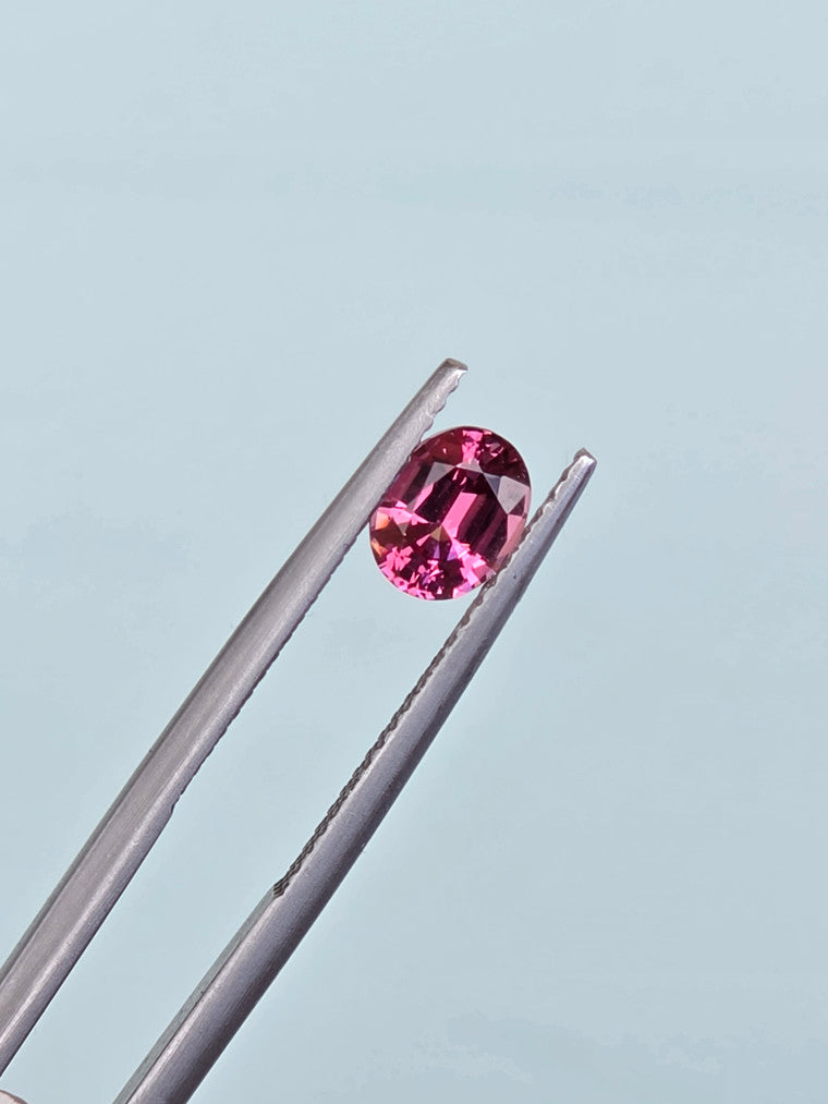 1.10ct Oval Pink Tanzanian Garnet