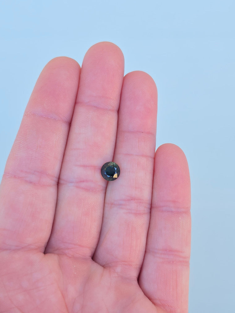 1.67ct Round Green Sapphire