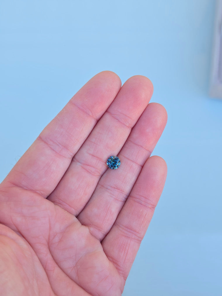 1.46ct Round Blue Parti Sapphire