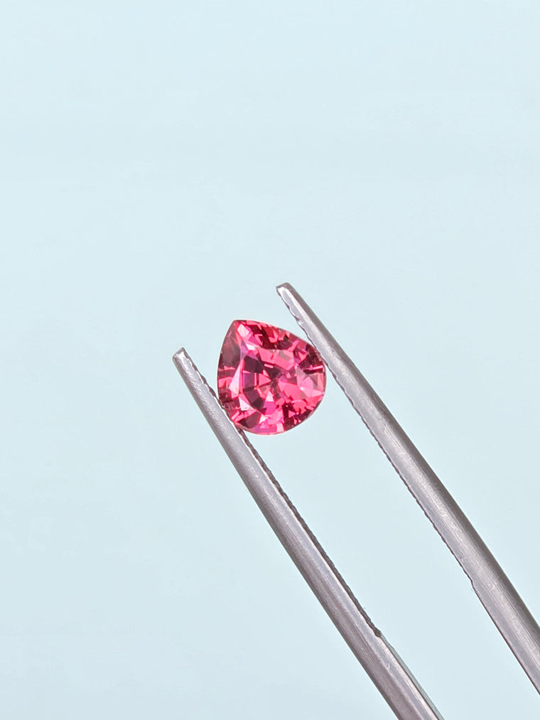 1.33ct Pear Pink Tanzanian Garnet