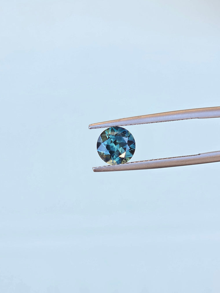 1.78ct Round Blue Parti Sapphire
