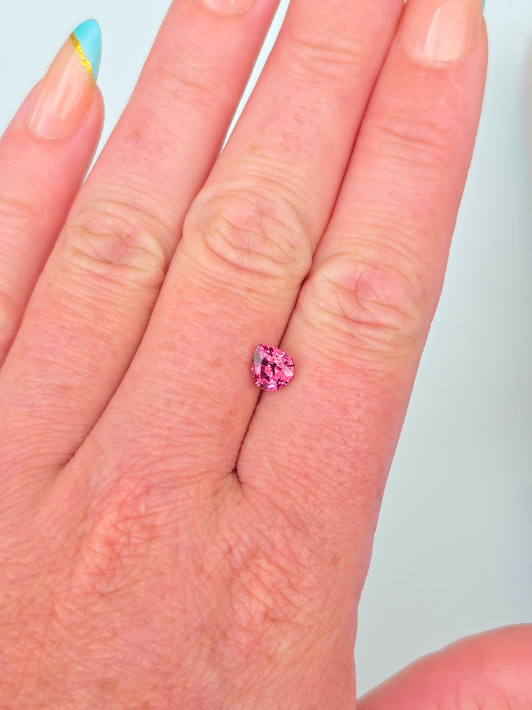 1.33ct Pear Pink Tanzanian Garnet
