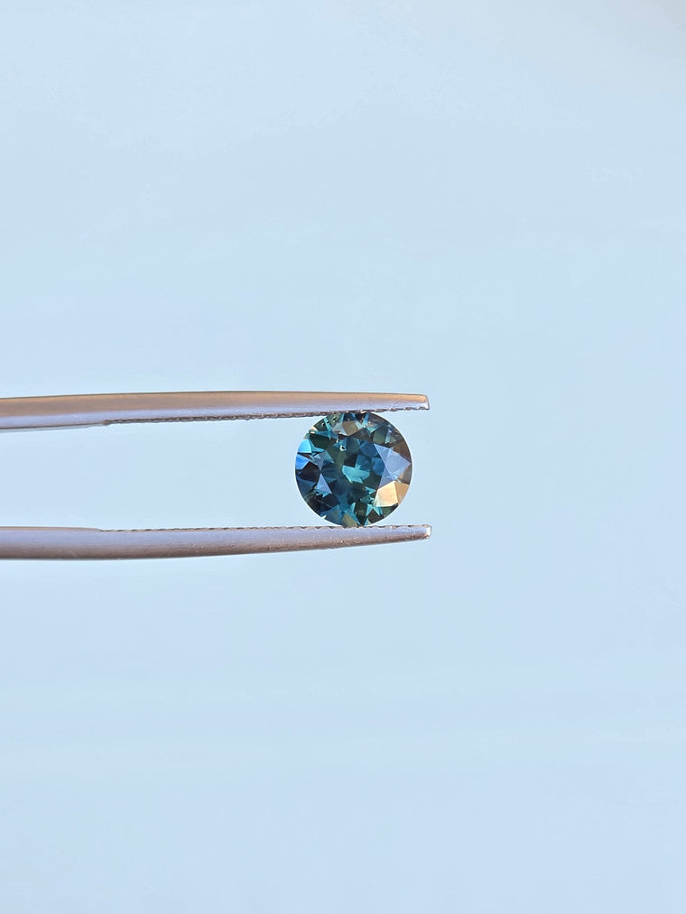 1.78ct Round Blue Parti Sapphire