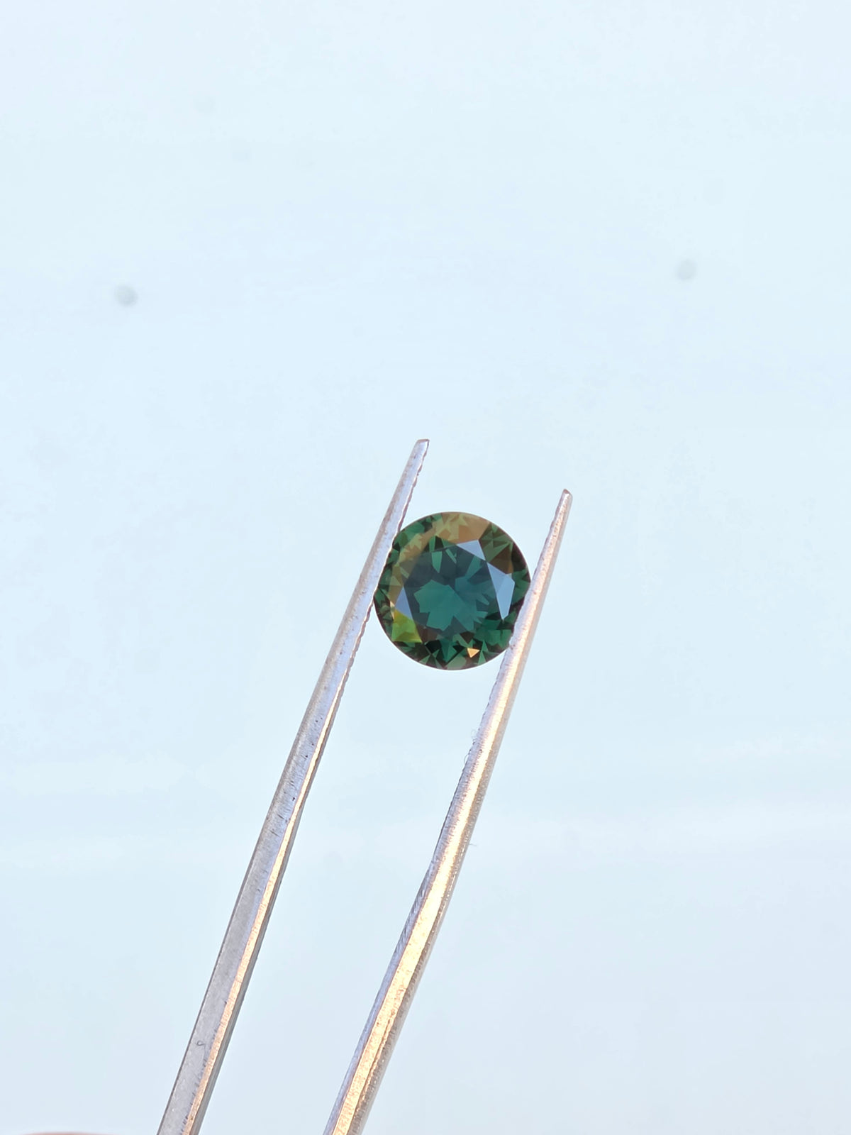 2.25ct Round Green Sapphire