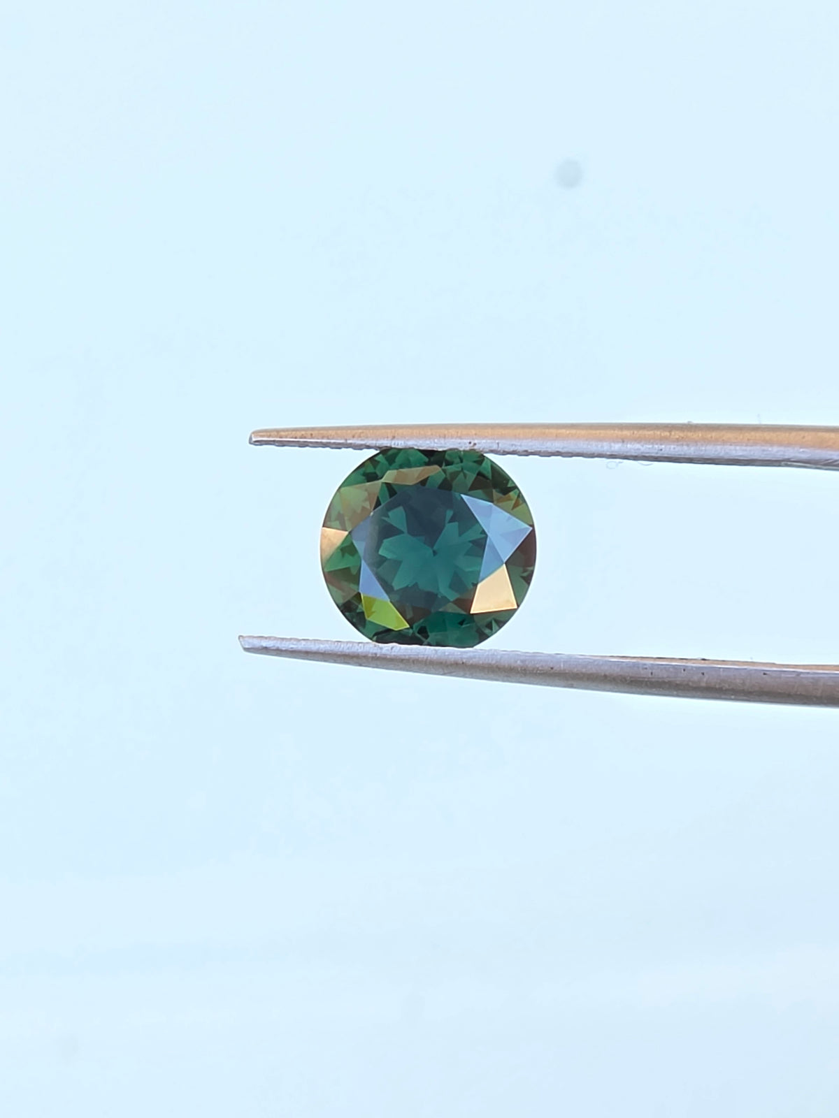 2.25ct Round Green Sapphire