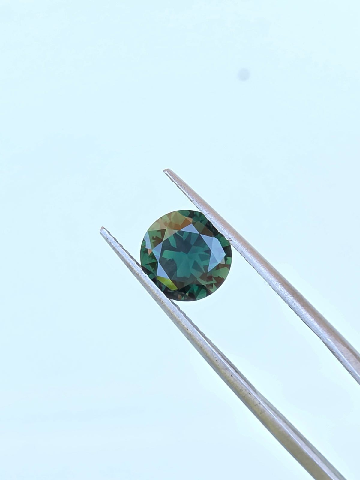 2.25ct Round Green Sapphire
