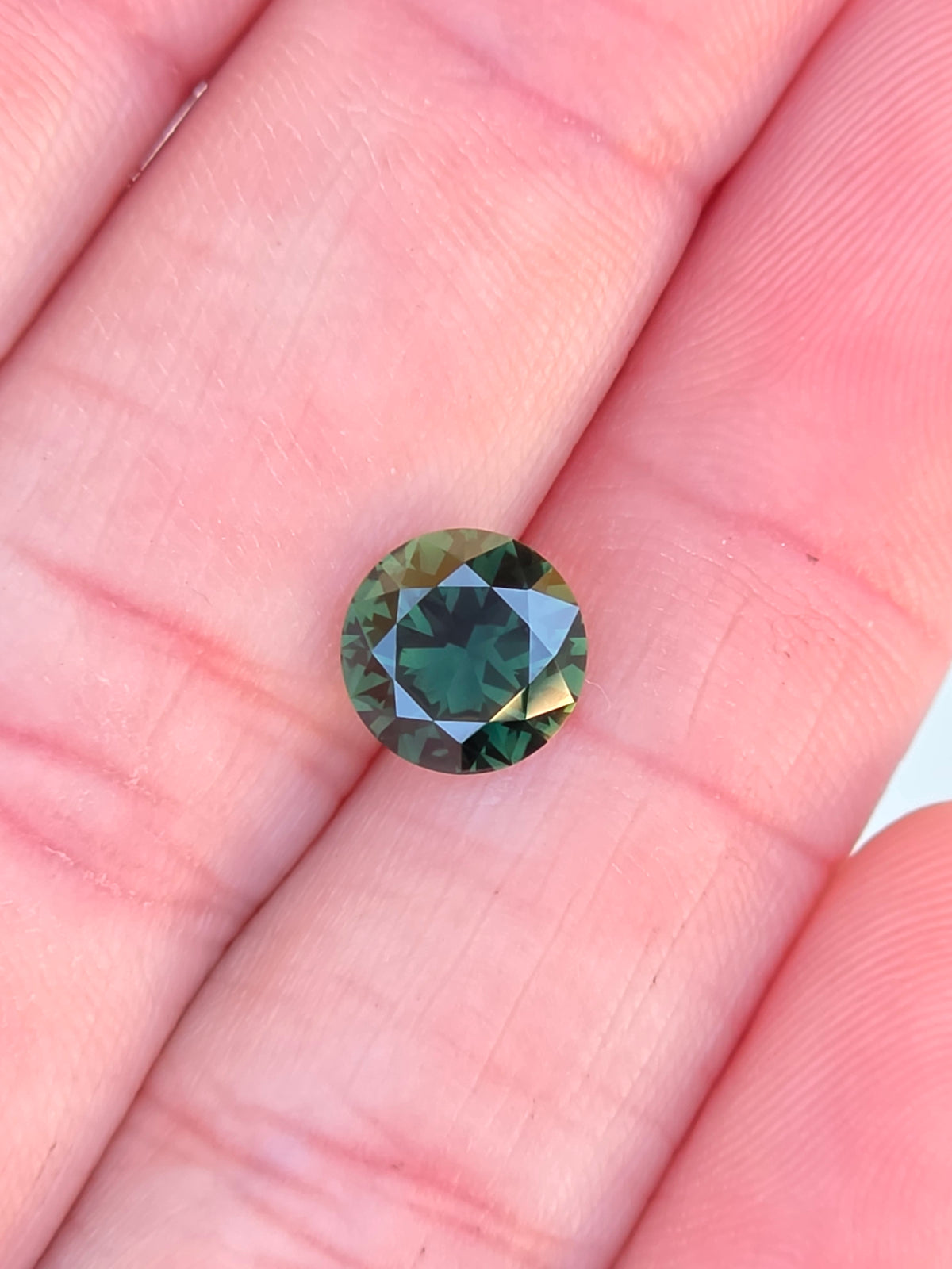 2.25ct Round Green Sapphire