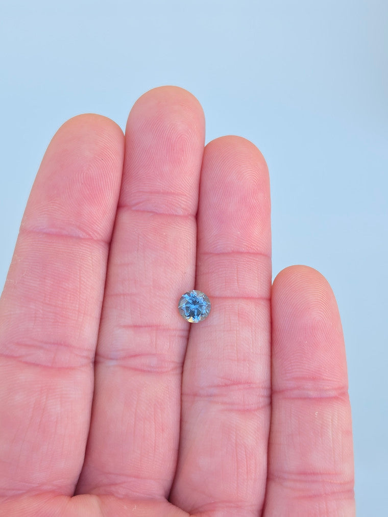 1.10ct Round Blue Parti Sapphire