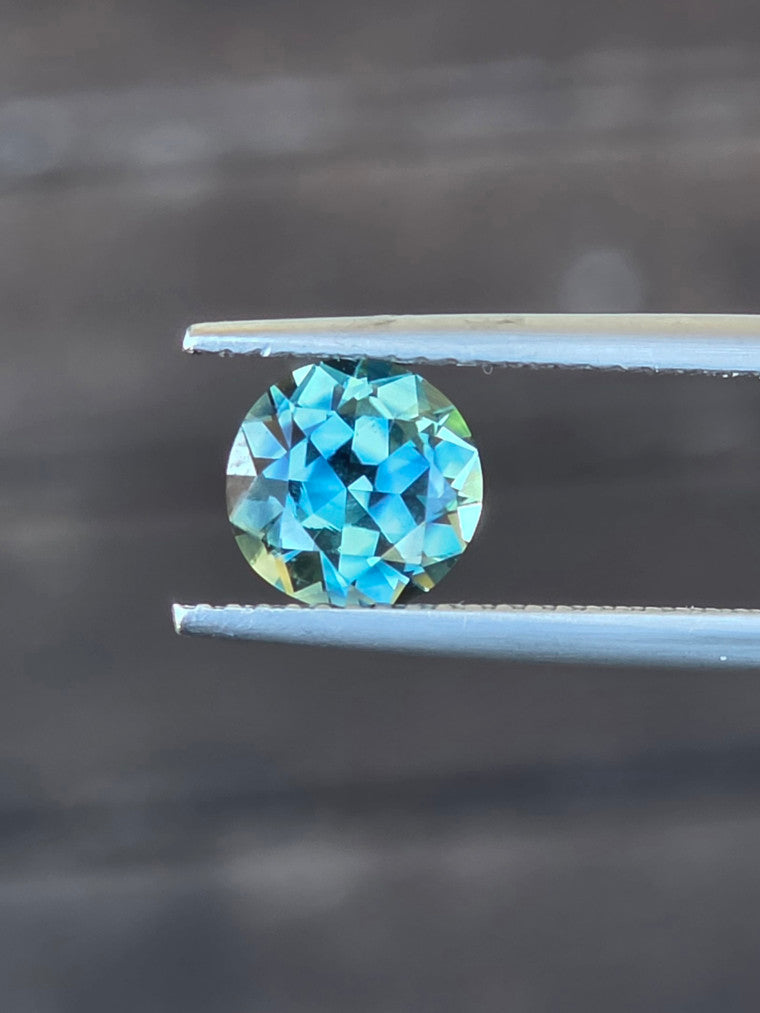1.86ct Round Teal Parti Sapphire