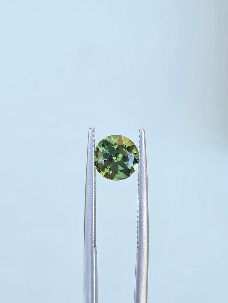 2.09ct Round Green Parti Sapphire
