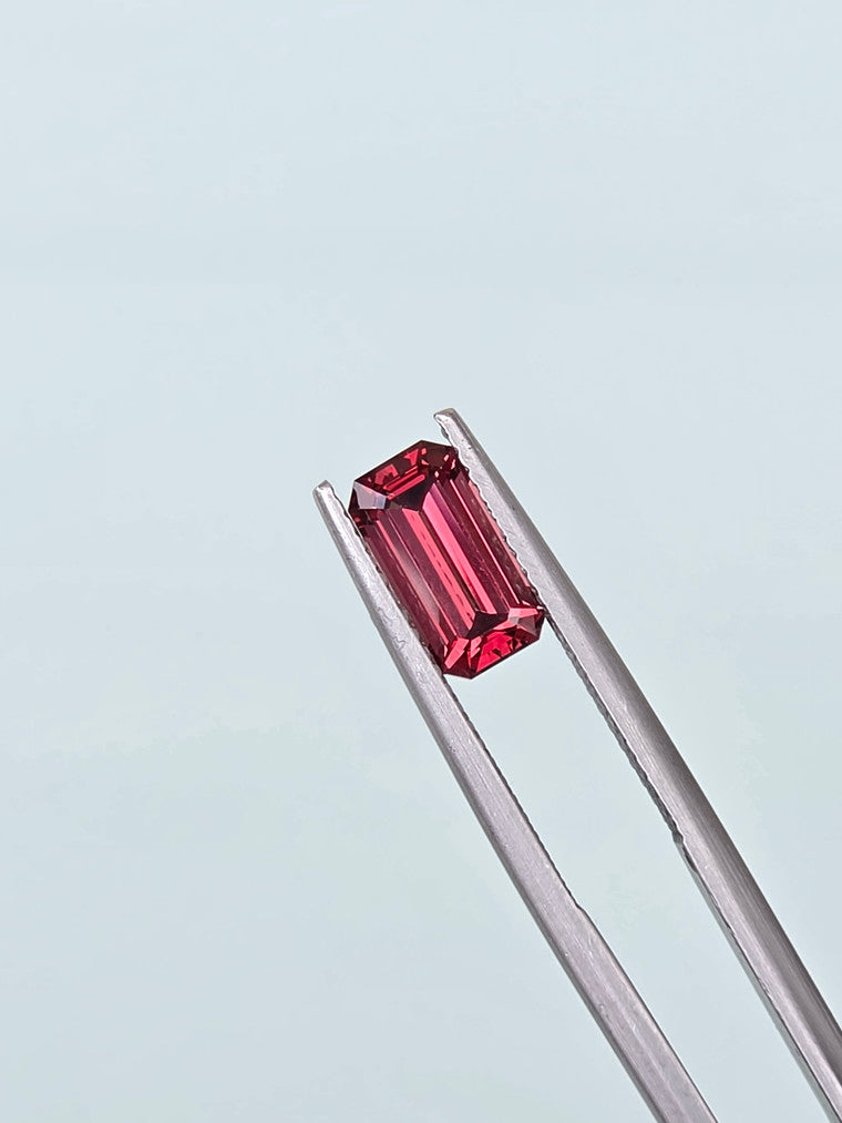 1.80ct Emerald Raspberry Tanzanian Garnet