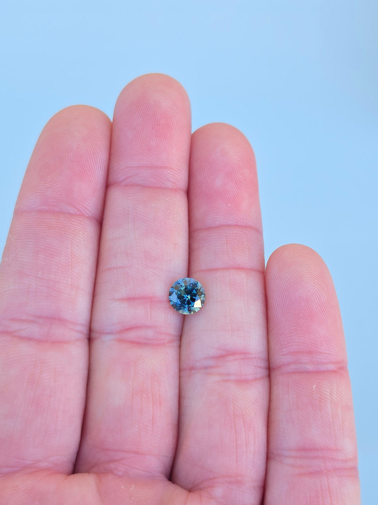 1.46ct Round Blue Parti Sapphire