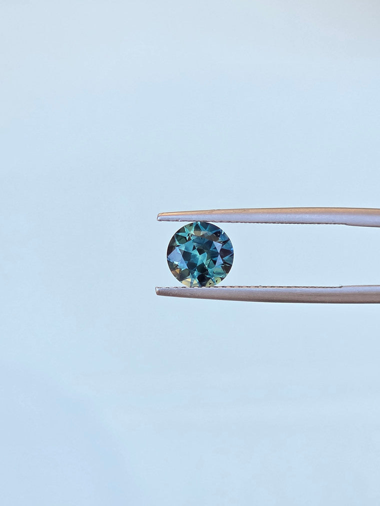1.78ct Round Blue Parti Sapphire