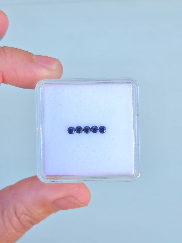 Set of 4 Blue Round Sapphires