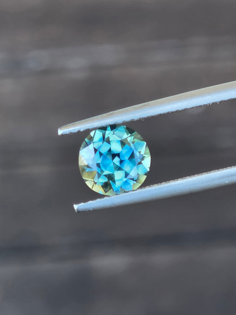1.86ct Round Teal Parti Sapphire