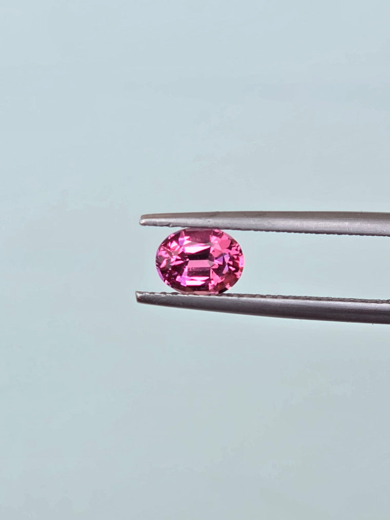1.10ct Oval Pink Tanzanian Garnet