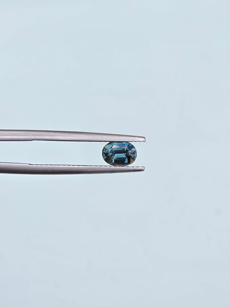 1.21ct Oval Blue Sapphire
