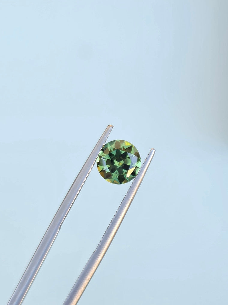 2.09ct Round Green Parti Sapphire
