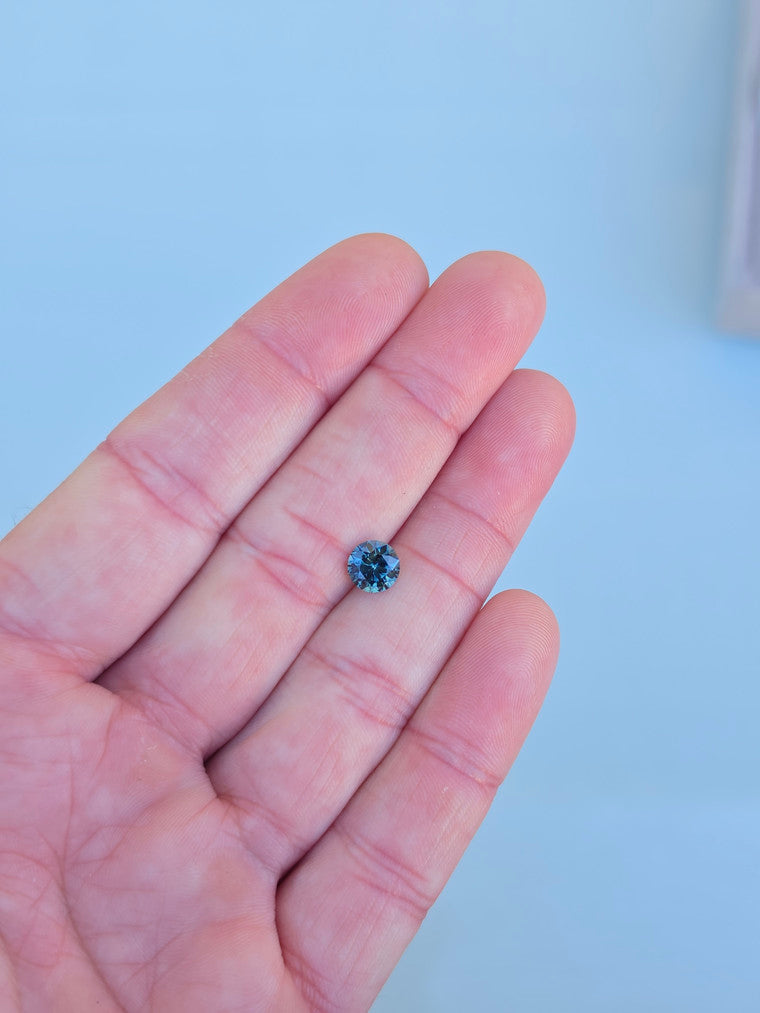 1.46ct Round Blue Parti Sapphire