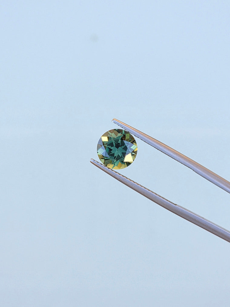 2.63ct Round Green Sapphire