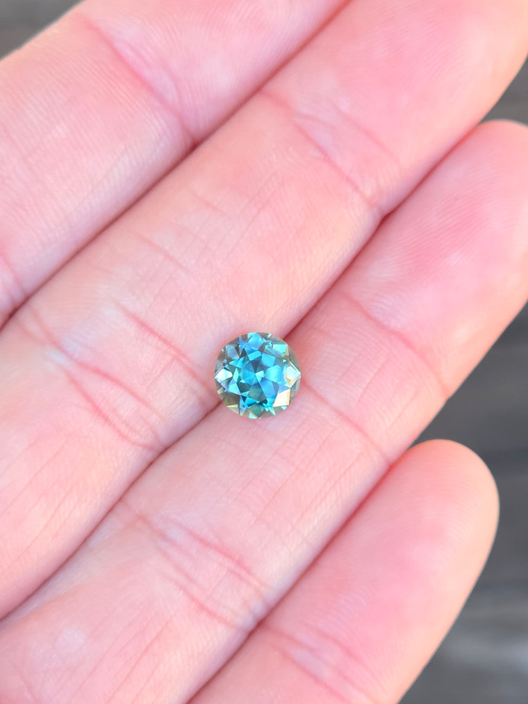 1.86ct Round Teal Parti Sapphire