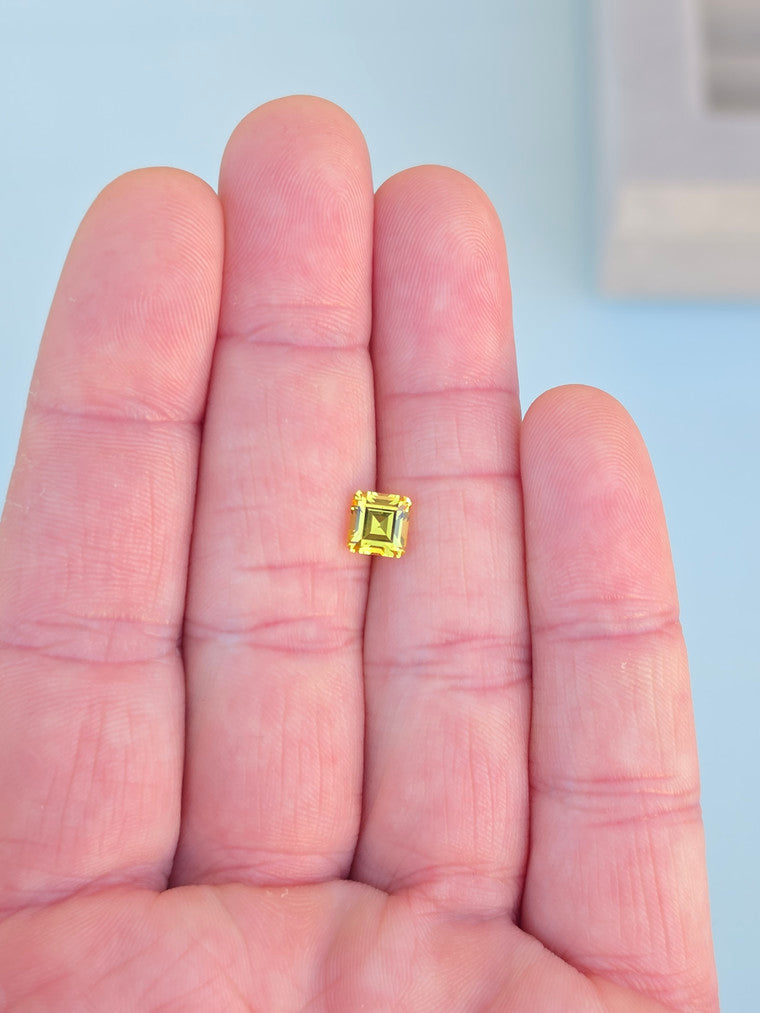 1.51ct Square Yellow Sapphire