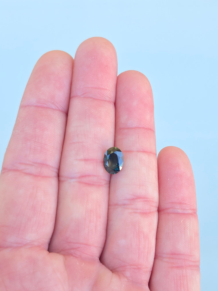 2.57ct Oval Blue Parti Sapphire