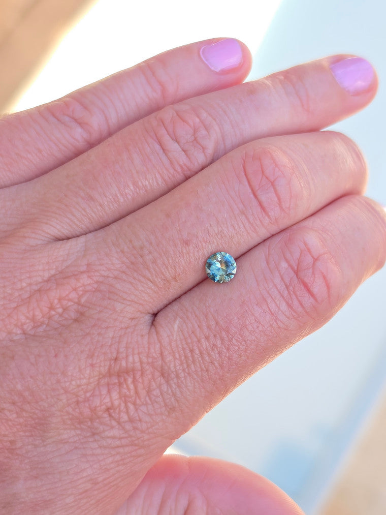 1ct Round Blue Pati Sapphire