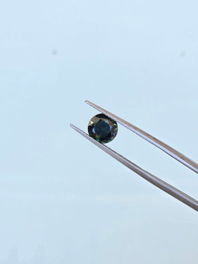 1.67ct Round Green Sapphire