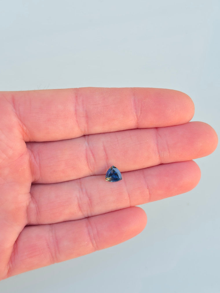 1.32ct Trilliant Blue Parti Sapphire
