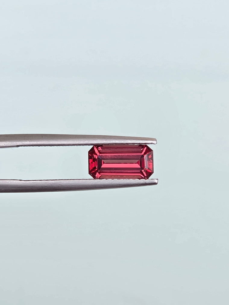 1.80ct Emerald Raspberry Tanzanian Garnet