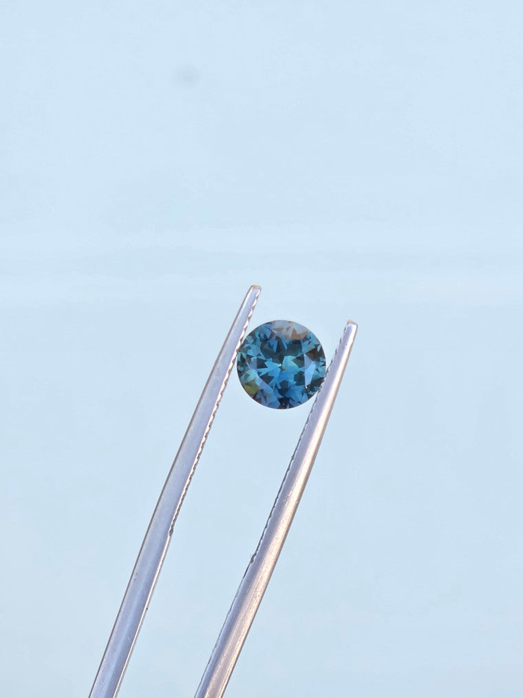 1.37ct Round Blue Sapphire