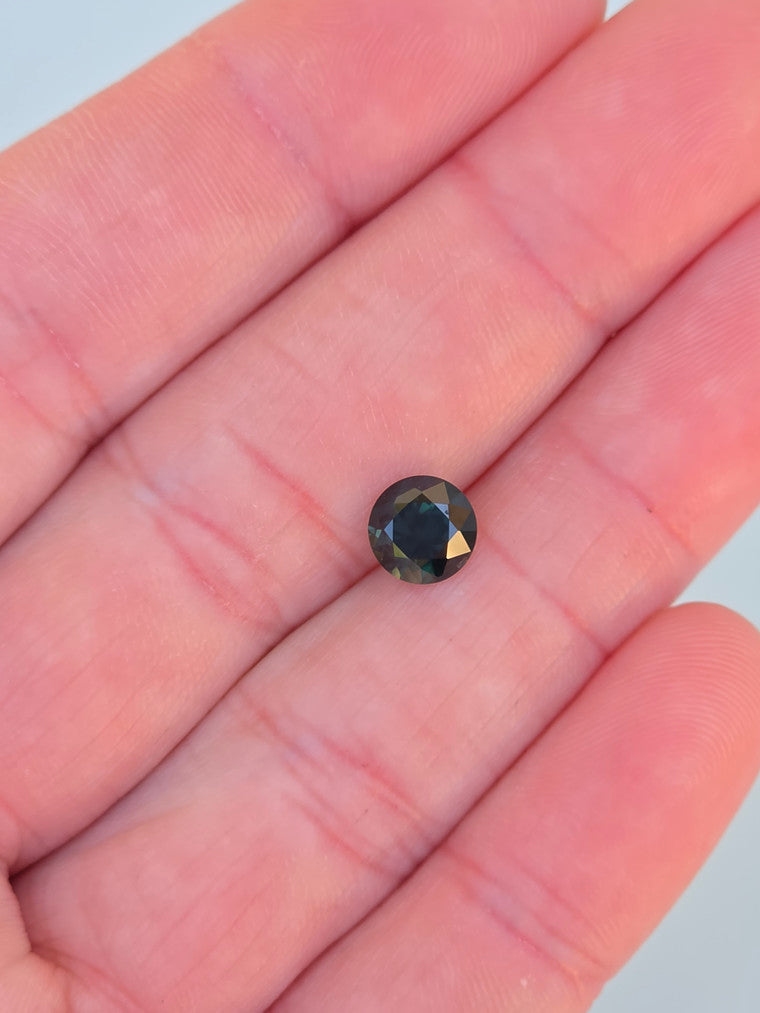 1.67ct Round Green Sapphire