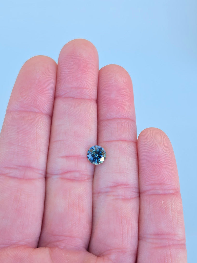 1.46ct Round Blue Parti Sapphire