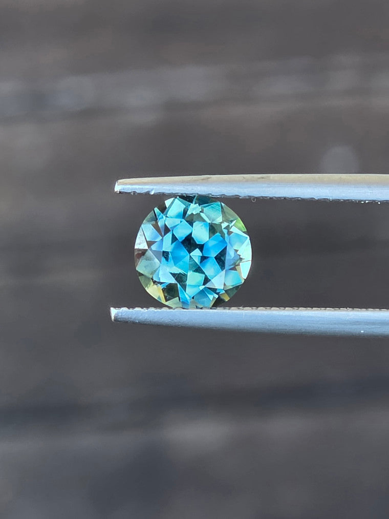 1.86ct Round Teal Parti Sapphire