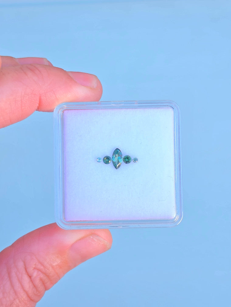 Set of 5 Mixed cut Green Parti Sapphires