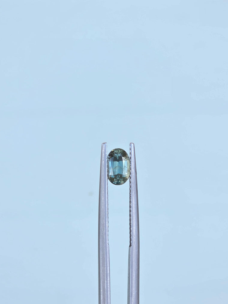 1.15ct Oval Blue Parti Sapphire
