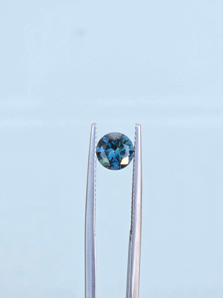 1.37ct Round Blue Sapphire