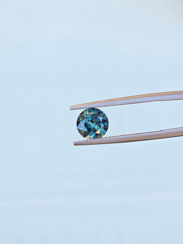 1.78ct Round Blue Parti Sapphire