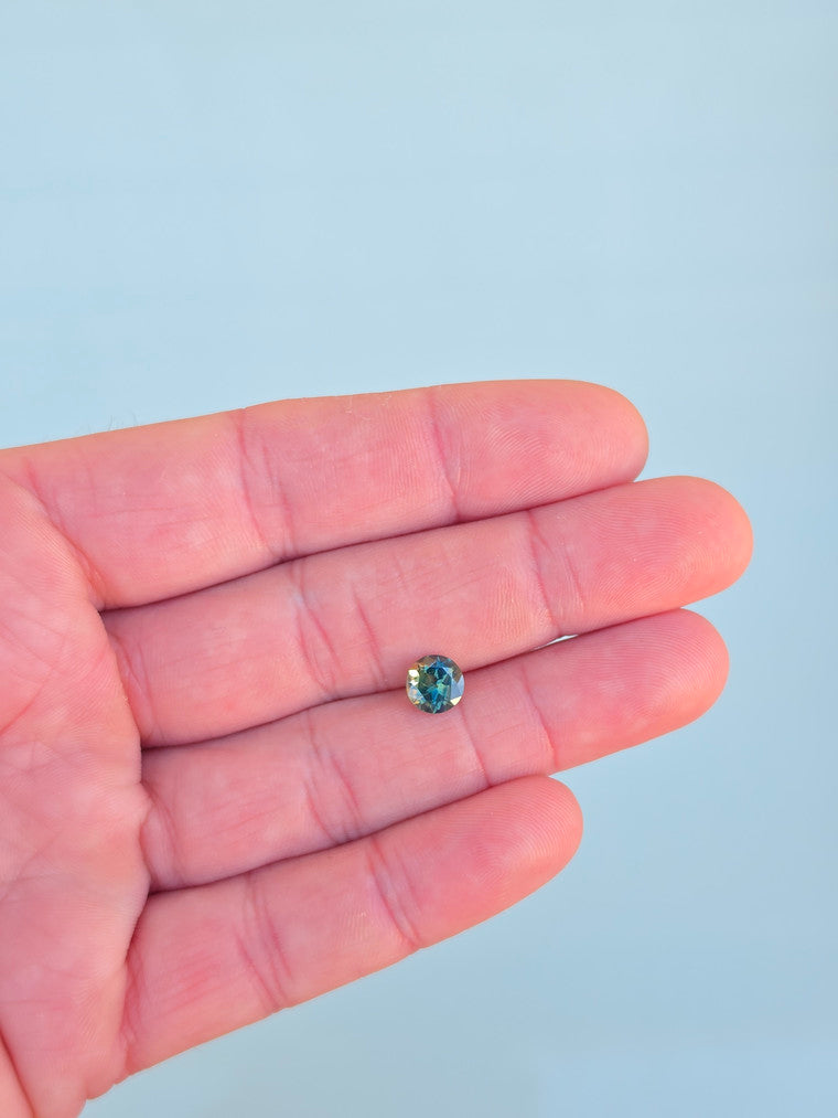 1.52ct Round Blue Parti Sapphire