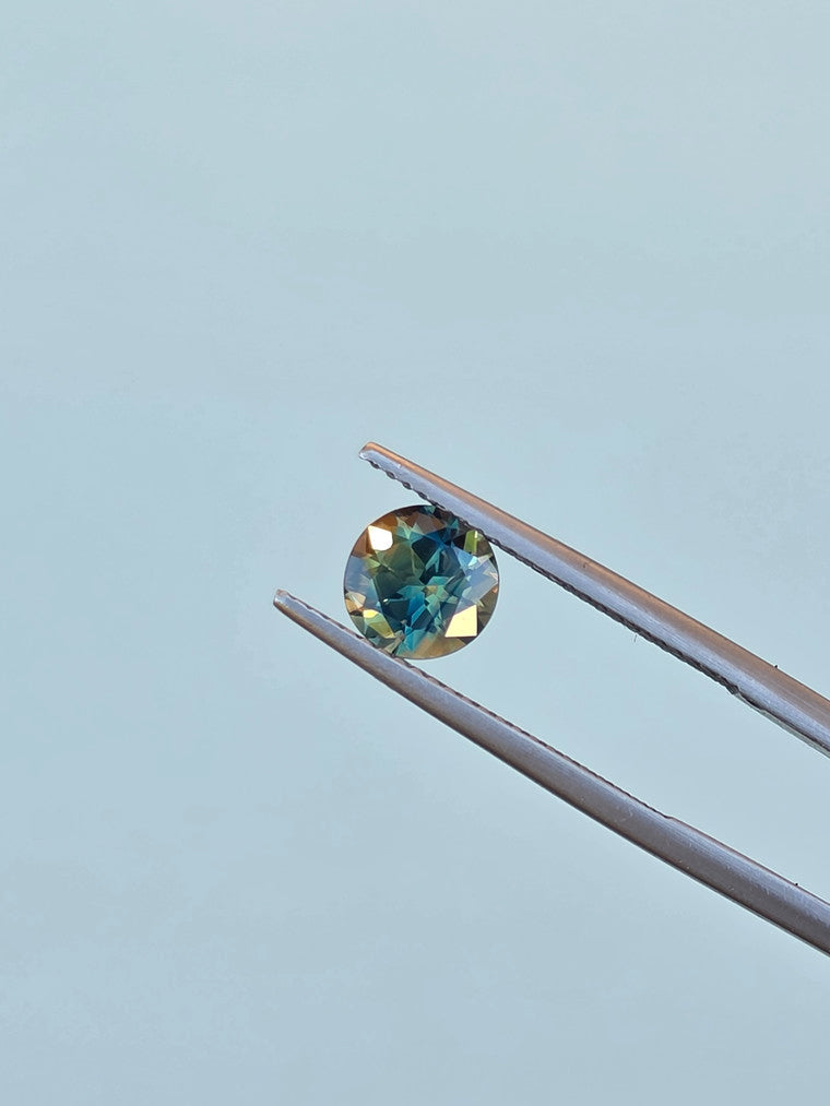 1.52ct Round Blue Parti Sapphire