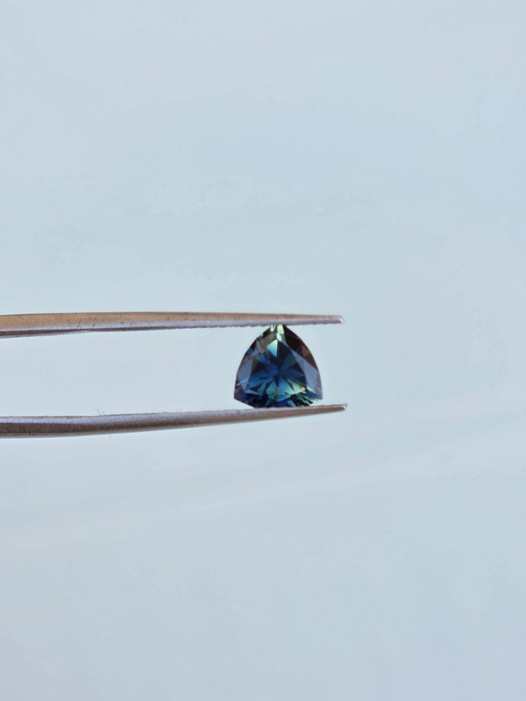 1.32ct Trilliant Blue Parti Sapphire