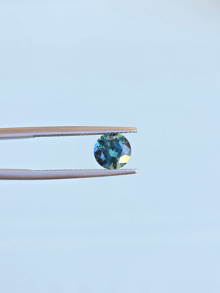 1.78ct Round Blue Parti Sapphire