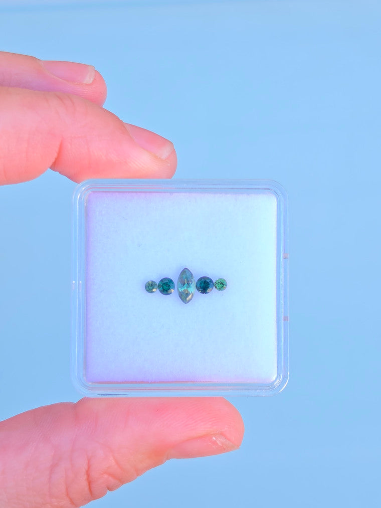 Set of 5 Mixed cut Green Parti Sapphires
