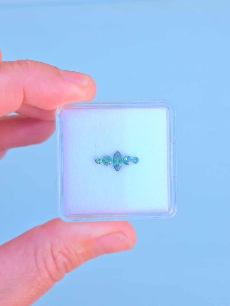 Set of 5 Mixed cut Green Parti Sapphires