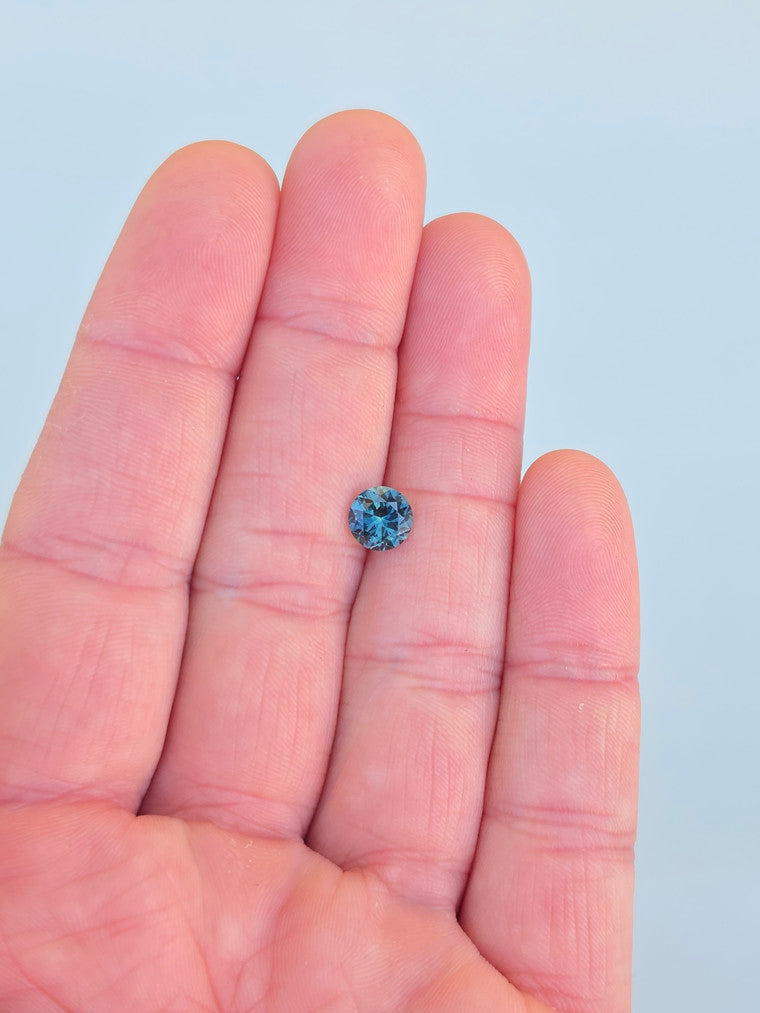 1.37ct Round Blue Sapphire