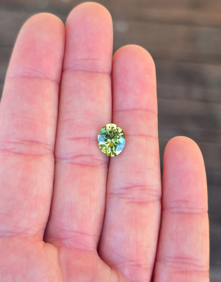 3.15ct Oval Yellow Parti Sapphire